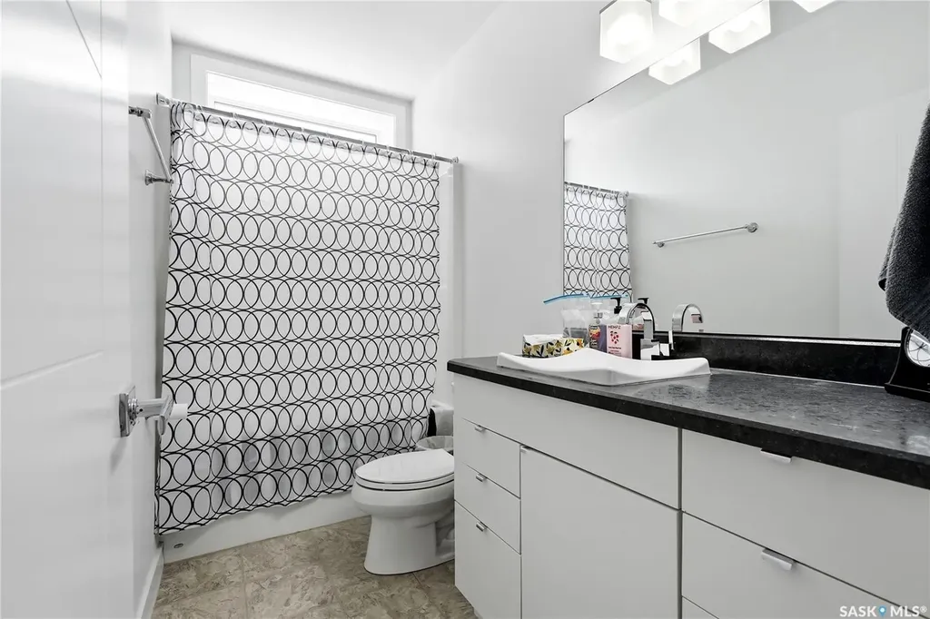 130 Sinclair Crescent Saskatoon SK S7V 0A4