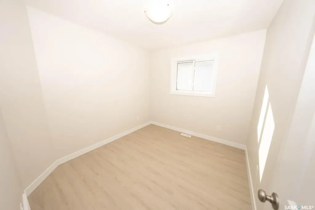 614 Yuel Crescent Saskatoon SK S7W 1N5