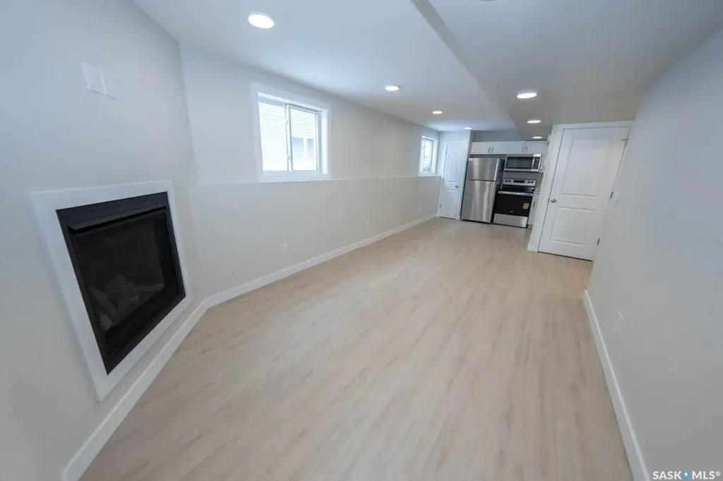 614 Yuel Crescent Saskatoon SK S7W 1N5