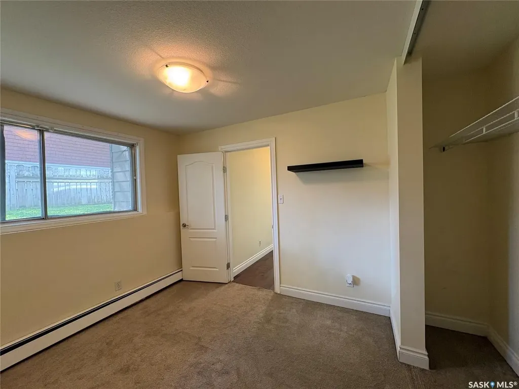 920 9th Street E Saskatoon SK S7H 0N1