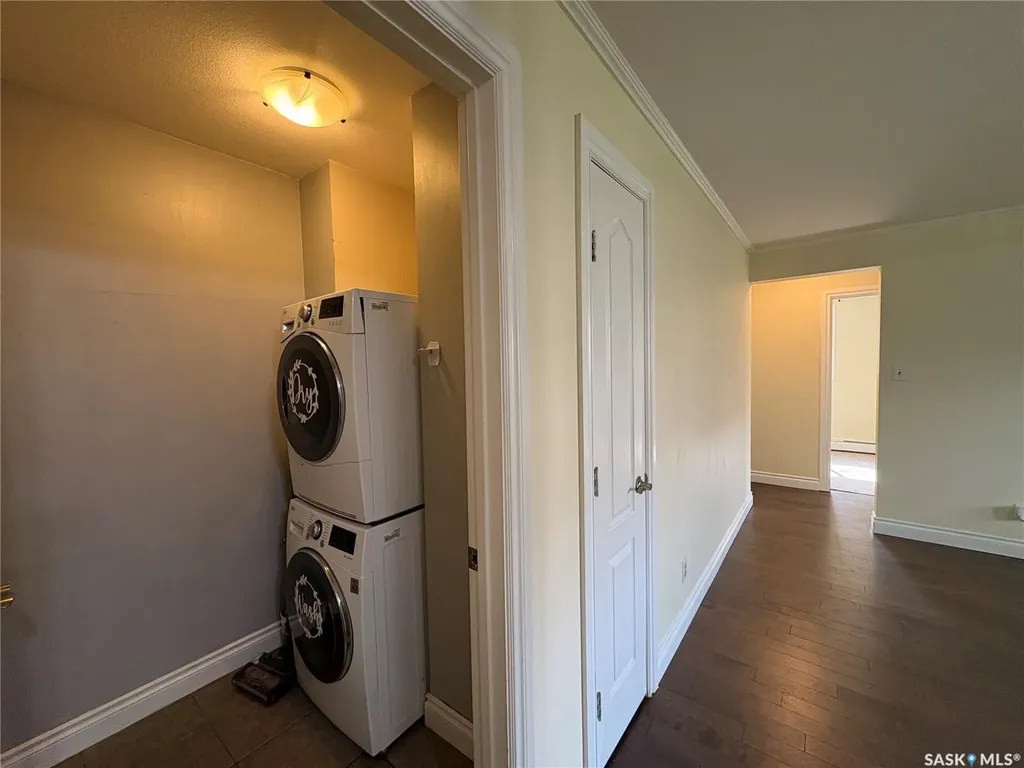 920 9th Street E Saskatoon SK S7H 0N1
