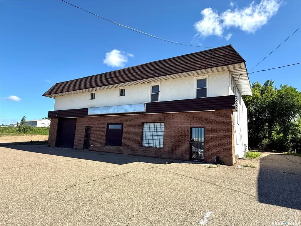 300 Railway Avenue E North Battleford SK S9A 3C8