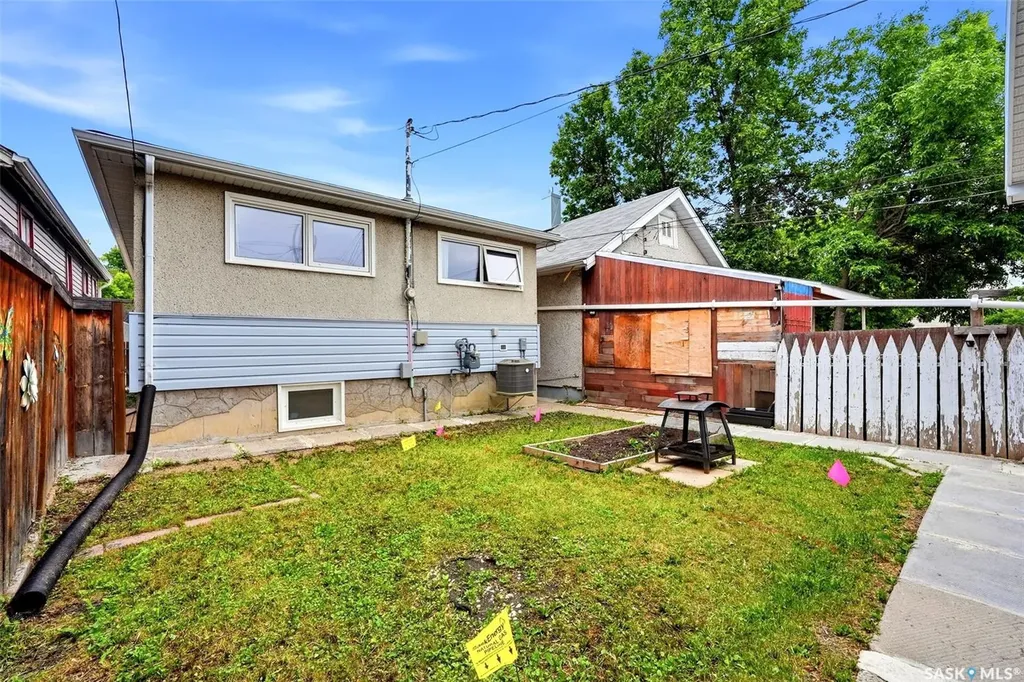 2172 Reynolds Street Regina SK S4N 3N1