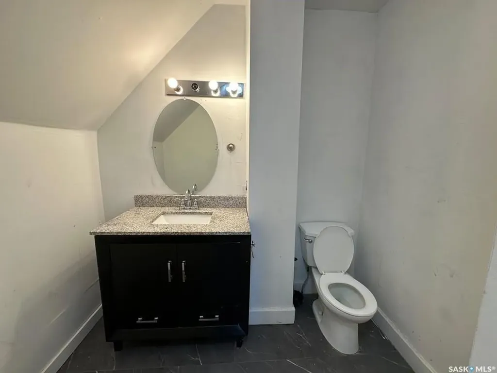2109 20th Street Saskatoon SK S7M 1A7