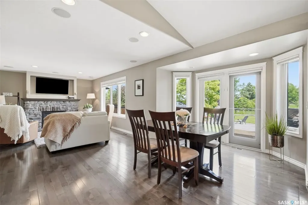 310 Borlase Cove Saskatoon SK S7T 0B7