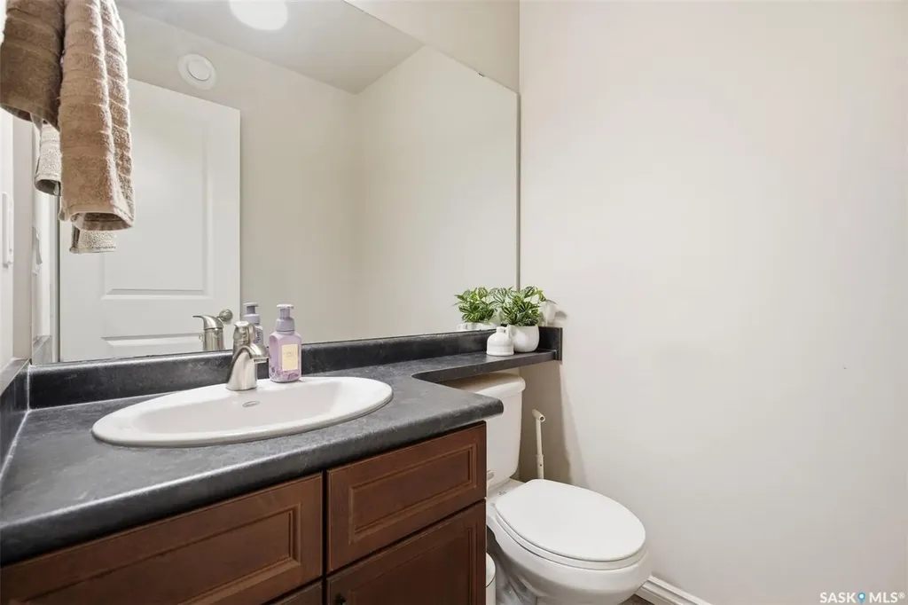 310 Borlase Cove Saskatoon SK S7T 0B7