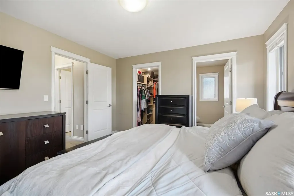 310 Borlase Cove Saskatoon SK S7T 0B7