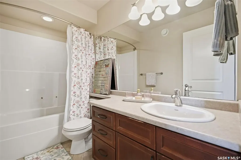 310 Borlase Cove Saskatoon SK S7T 0B7