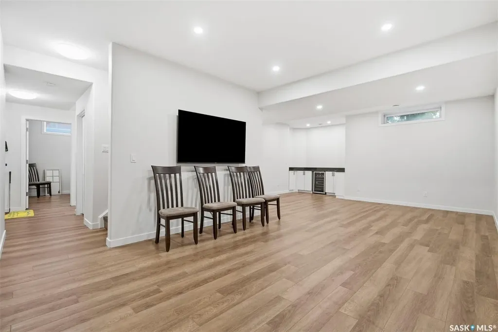 310 Borlase Cove Saskatoon SK S7T 0B7