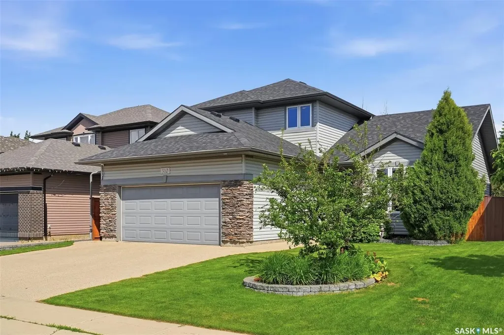 310 Borlase Cove Saskatoon SK S7T 0B7