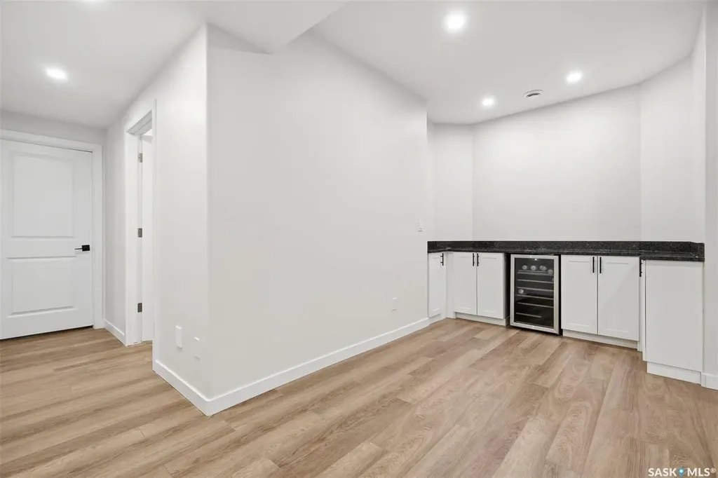 310 Borlase Cove Saskatoon SK S7T 0B7