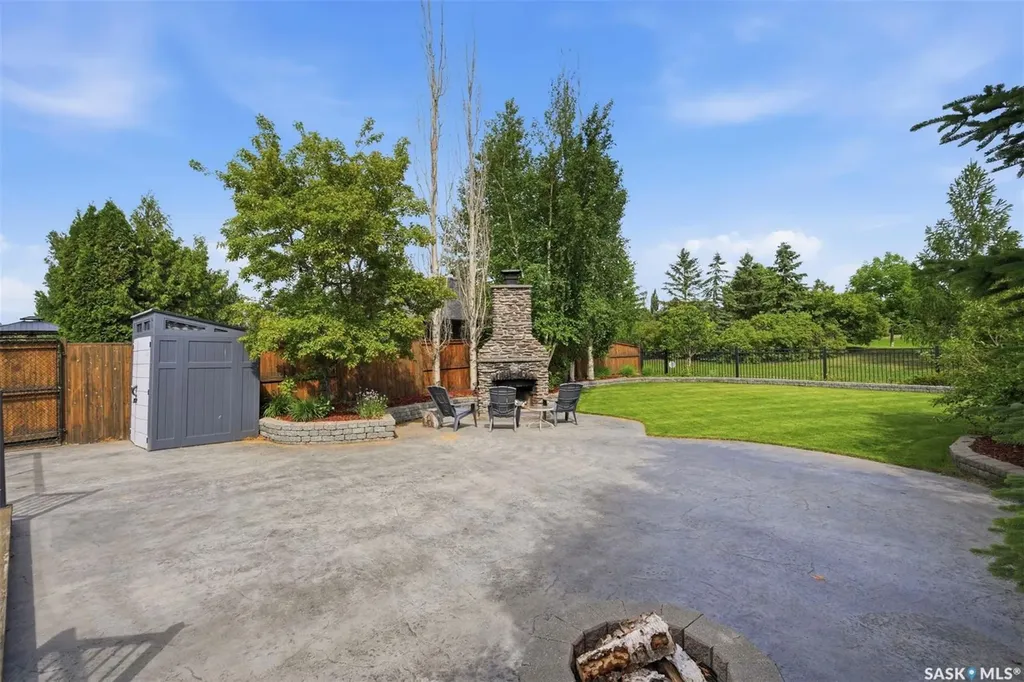 310 Borlase Cove Saskatoon SK S7T 0B7