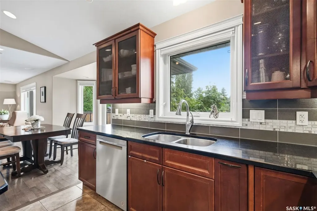 310 Borlase Cove Saskatoon SK S7T 0B7