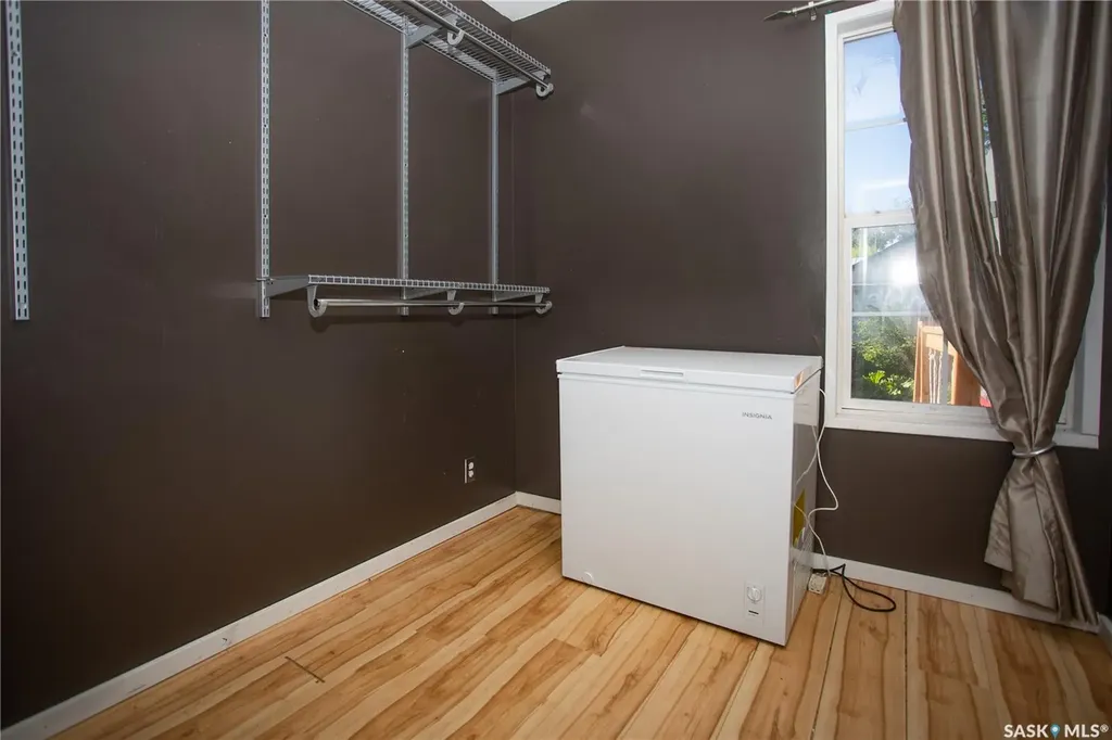 1102 19th Street W Saskatoon SK S7M 1C4