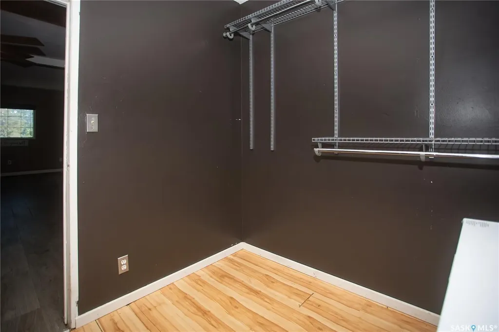 1102 19th Street W Saskatoon SK S7M 1C4