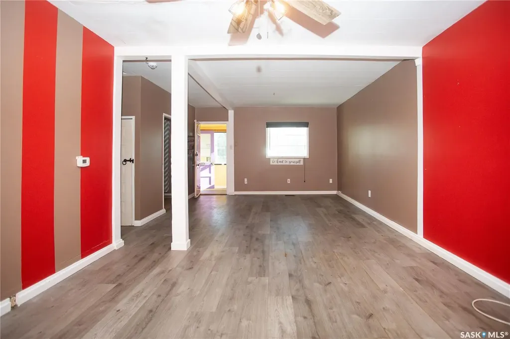 1102 19th Street W Saskatoon SK S7M 1C4