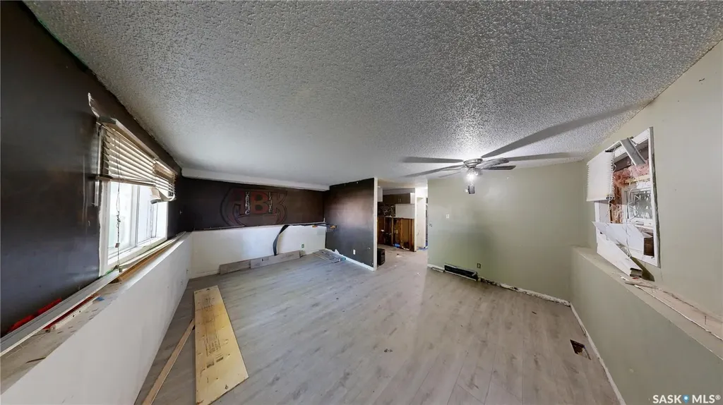 1633 Retallack Street Regina SK S4T 2J6