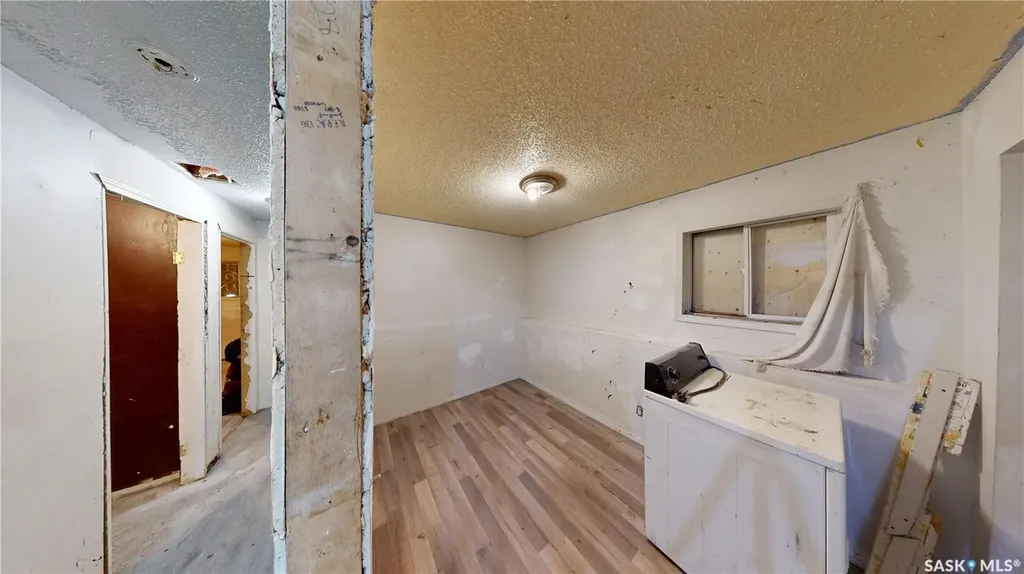 1633 Retallack Street Regina SK S4T 2J6