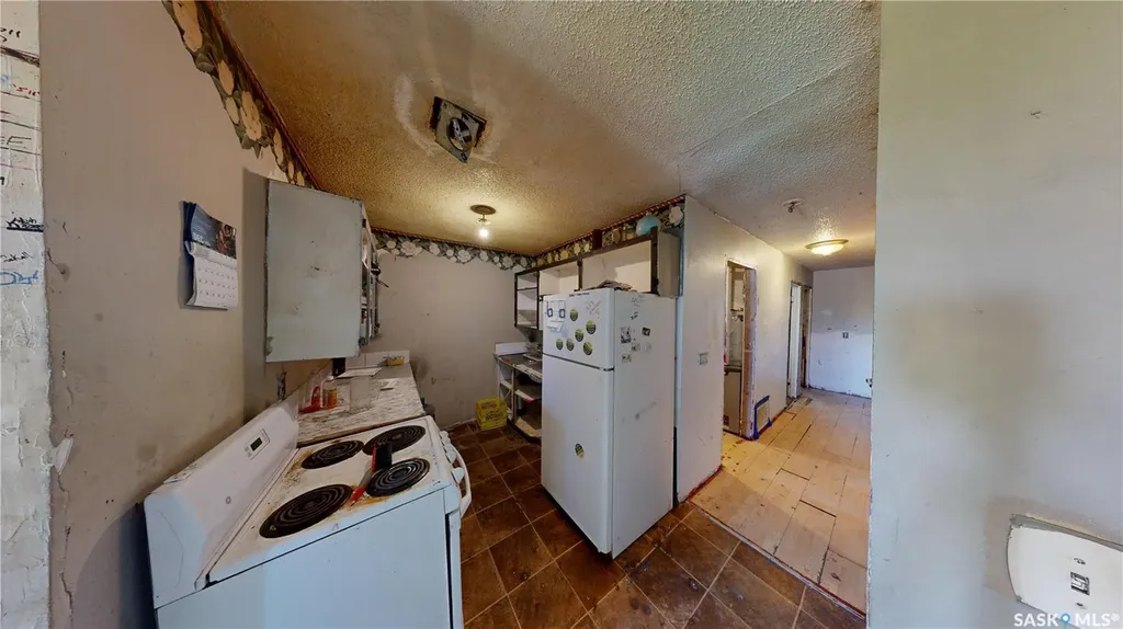 1633 Retallack Street Regina SK S4T 2J6