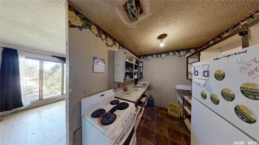 1633 Retallack Street Regina SK S4T 2J6