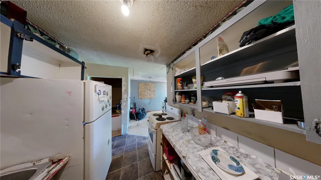 1633 Retallack Street Regina SK S4T 2J6