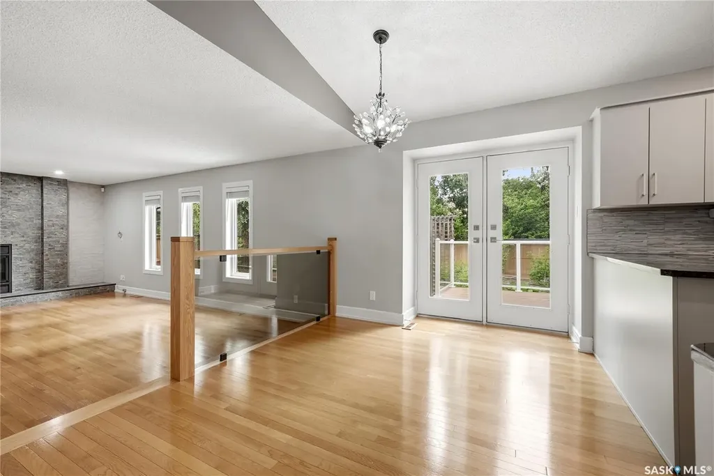 1010 Wascana Highlands Regina SK S4V 2J6