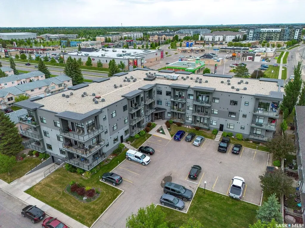 502 Perehudoff Crescent Saskatoon SK S7N 0T6