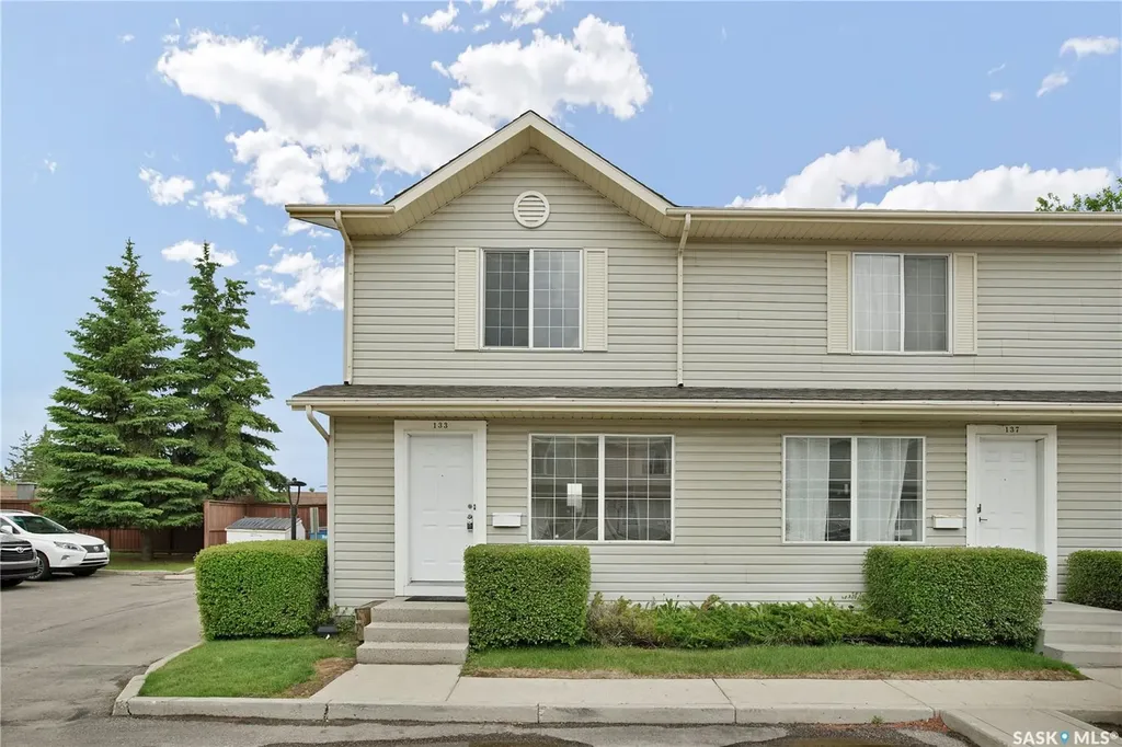 815 Kristjanson Road Saskatoon SK S7S 1M6