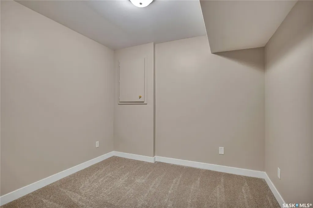 815 Kristjanson Road Saskatoon SK S7S 1M6