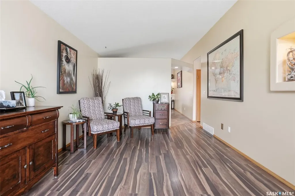 130 Strumm Terrace Saskatoon SK S7M 5V4