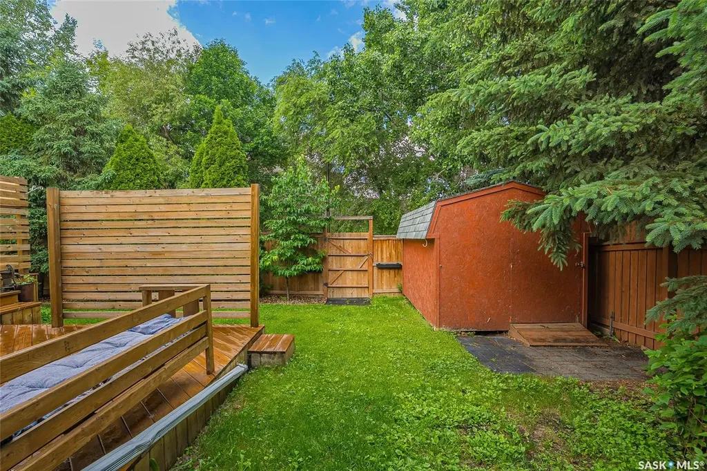 130 Strumm Terrace Saskatoon SK S7M 5V4