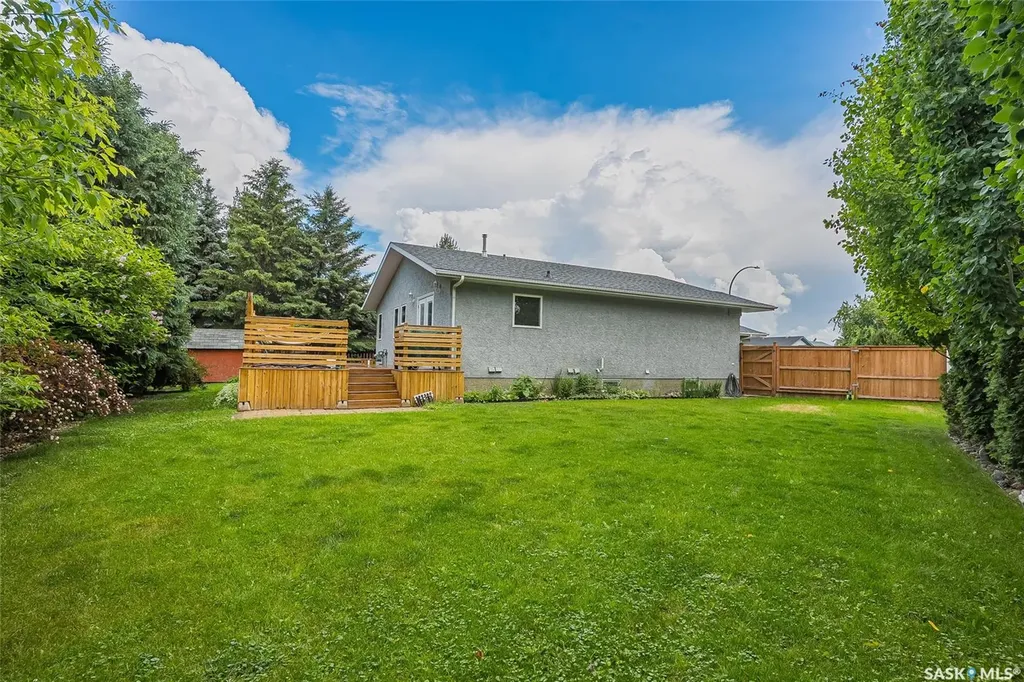 130 Strumm Terrace Saskatoon SK S7M 5V4