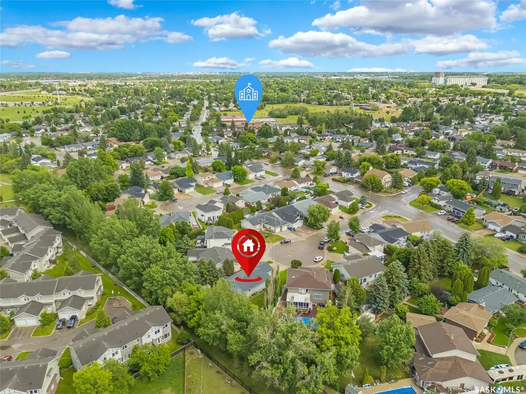 130 Strumm Terrace Saskatoon SK S7M 5V4