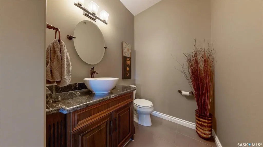 6064 Wascana Court Way Regina SK S4V 3E6