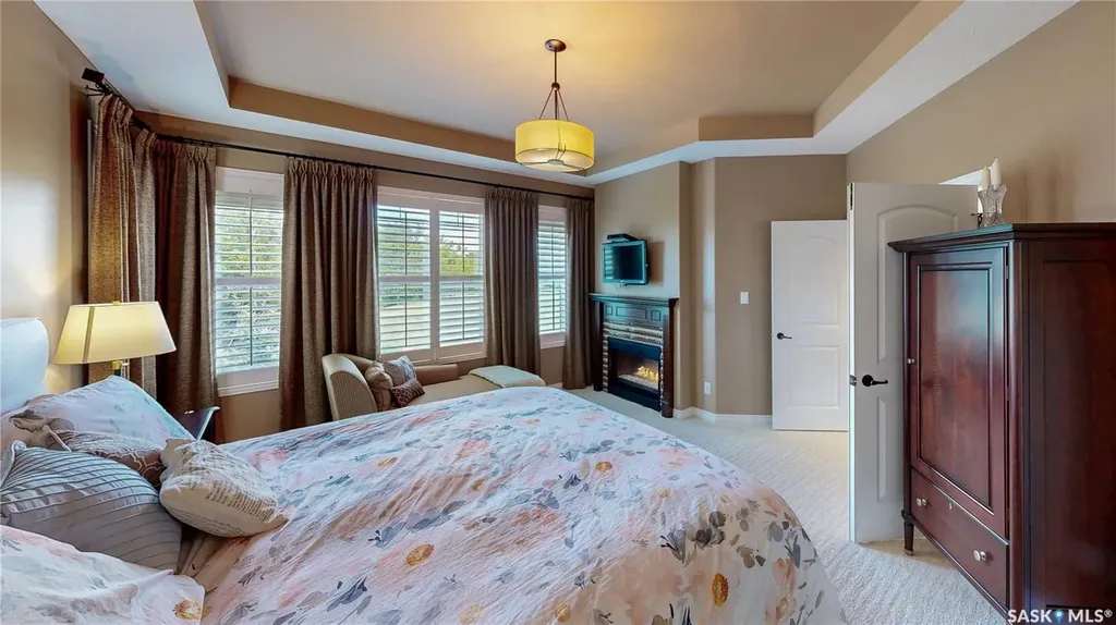 6064 Wascana Court Way Regina SK S4V 3E6