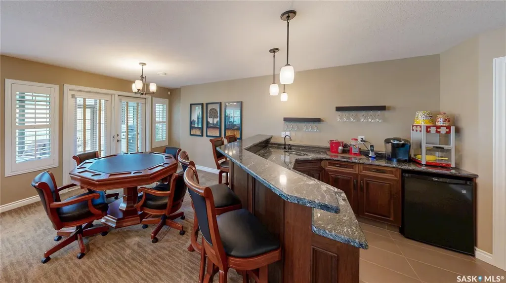 6064 Wascana Court Way Regina SK S4V 3E6