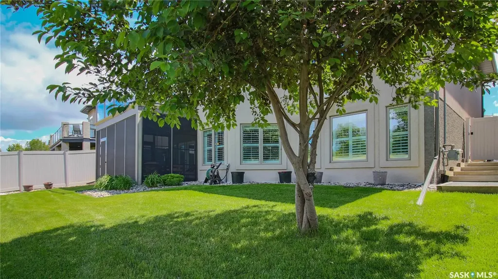 6064 Wascana Court Way Regina SK S4V 3E6