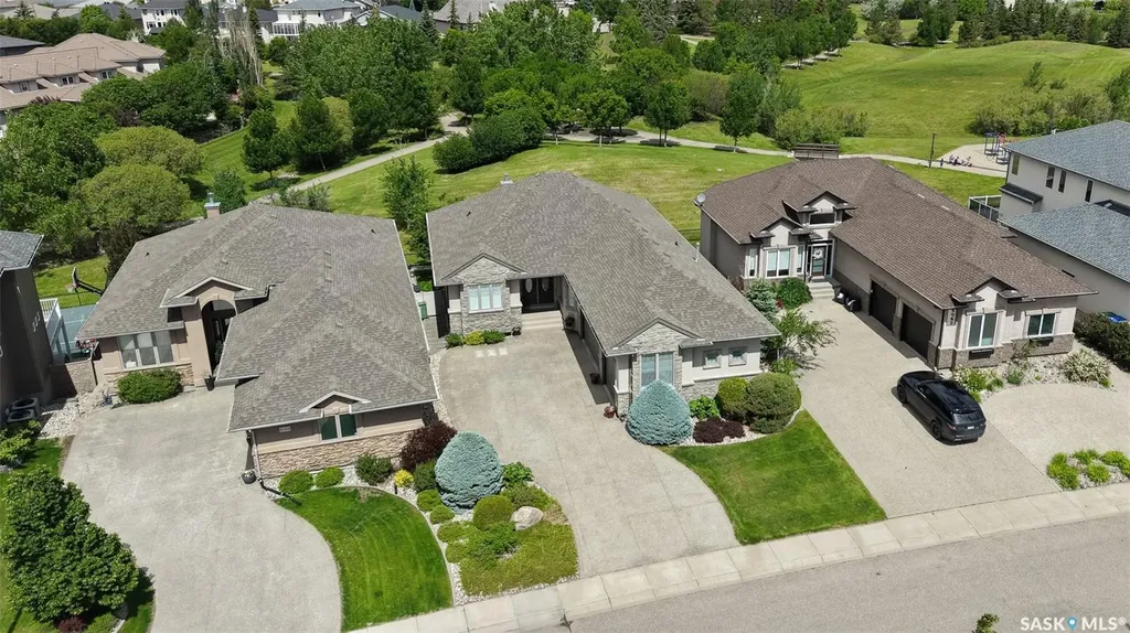 6064 Wascana Court Way Regina SK S4V 3E6