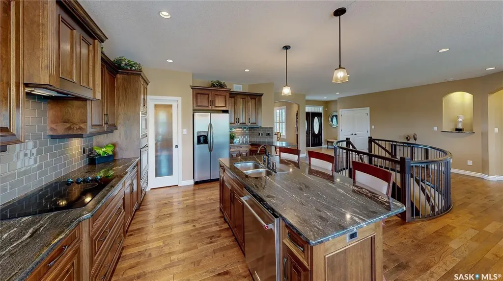 6064 Wascana Court Way Regina SK S4V 3E6