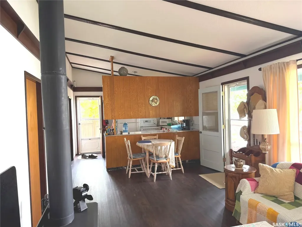74 Taylor Street Katepwa Beach SK S0G 2K0