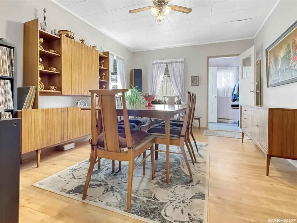 371 9th Avenue NW Swift Current SK S9H 1A8