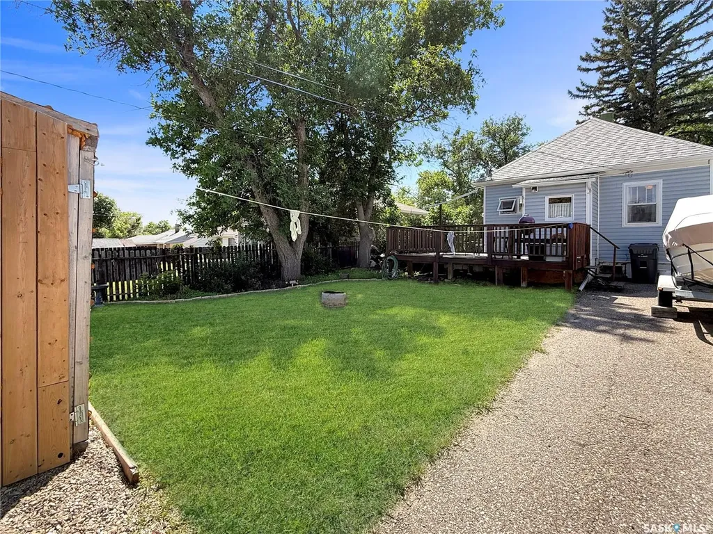 371 9th Avenue NW Swift Current SK S9H 1A8