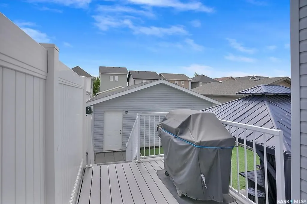 8705 Hincks Lane Regina SK S4Y 0B9