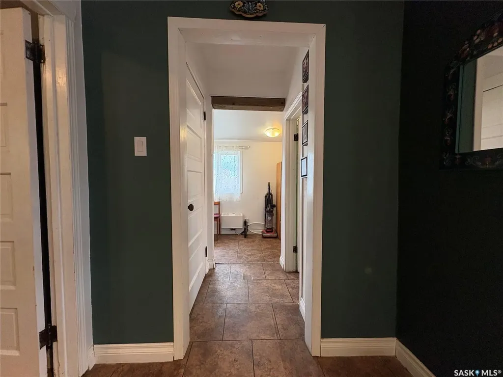 276 2nd Avenue E Unity SK S0K 4L0