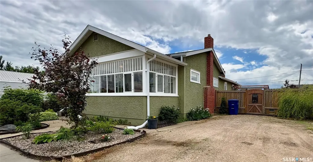 276 2nd Avenue E Unity SK S0K 4L0