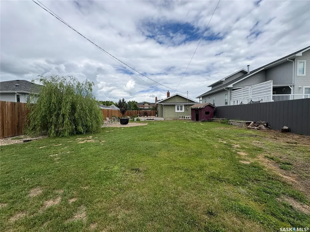 276 2nd Avenue E Unity SK S0K 4L0