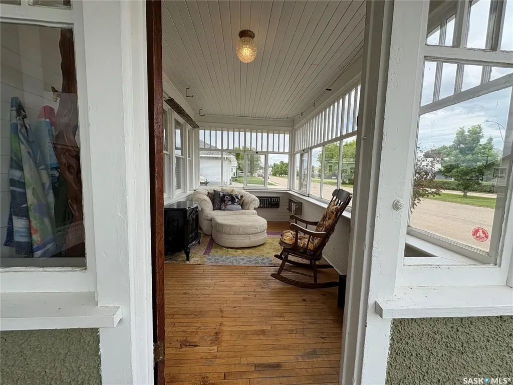 276 2nd Avenue E Unity SK S0K 4L0