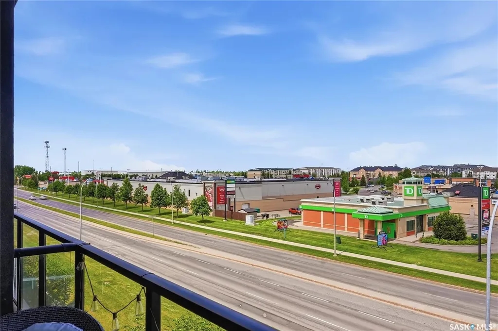 502 Perehudoff Crescent Saskatoon SK S7N 4H6