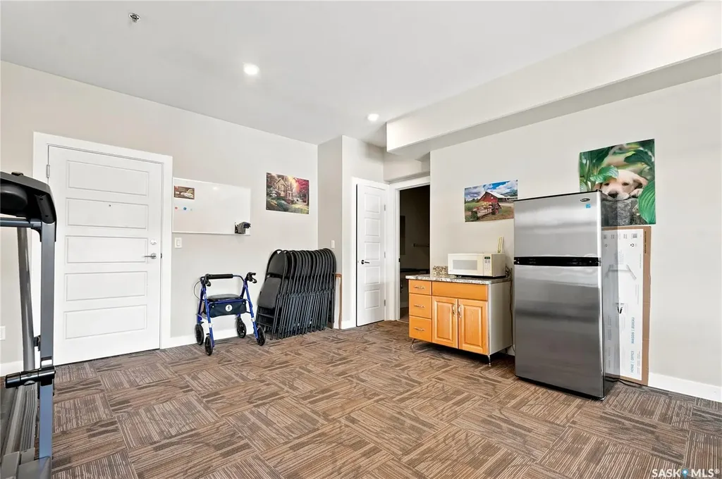 502 Perehudoff Crescent Saskatoon SK S7N 4H6