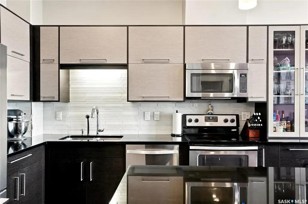 502 Perehudoff Crescent Saskatoon SK S7N 4H6